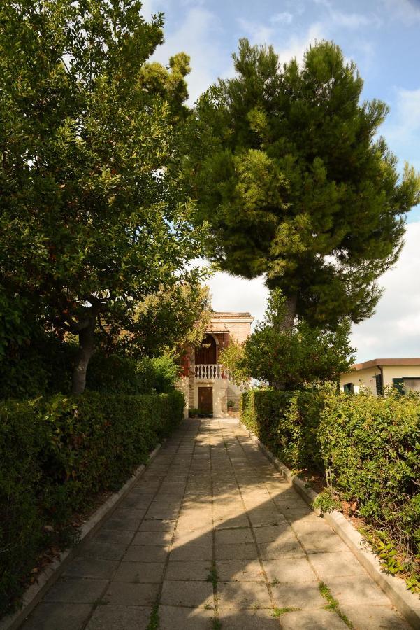 La Casa Di Andrea Hotel Chieti Kültér fotó